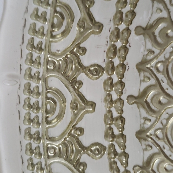 Aaccent Decorative plate charger 10.5" diam white plate gold design - Picture 4 of 11